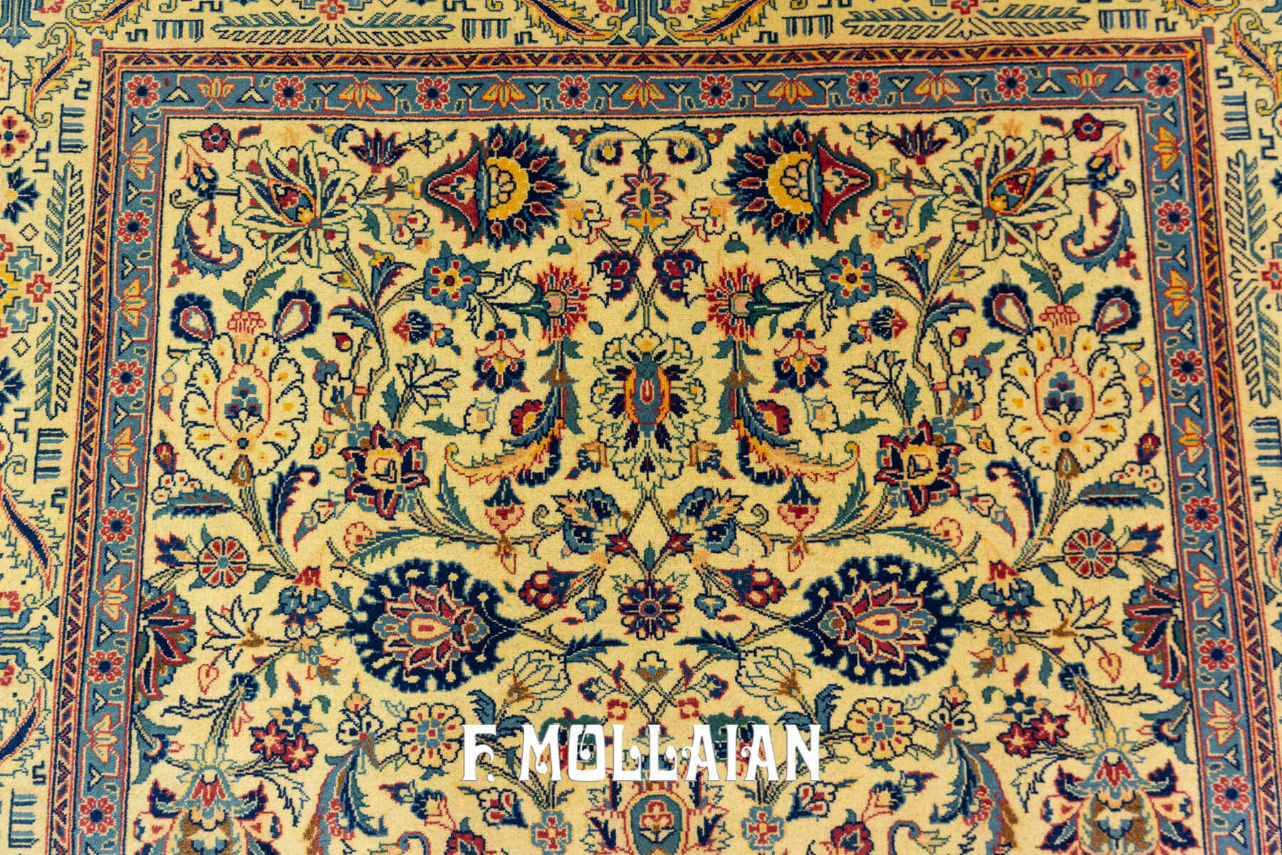 Hand-knotted Antique Persian Kashan Rug with Kurk Wool n°:62976573